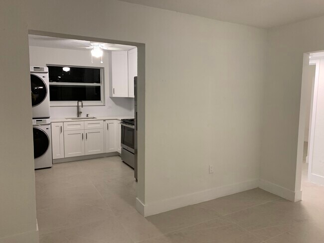 Foto del edificio - 1040 SW 4th St