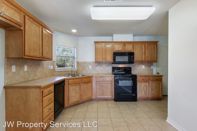 Foto del edificio - 3 br, 2 bath House - 108 Misty Creek Dr