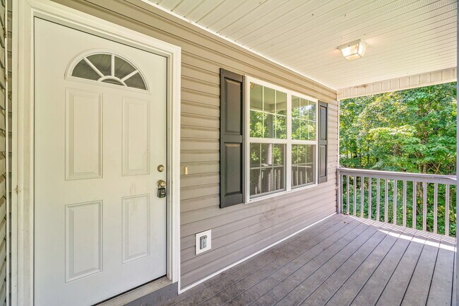 Building Photo - 2248 Quail Hollow Rd