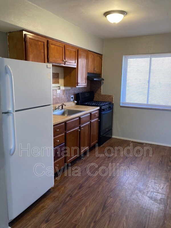 Building Photo - 1213 Chambers Rd