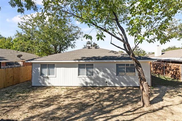 Foto del edificio - 6400 Fern Meadow Dr
