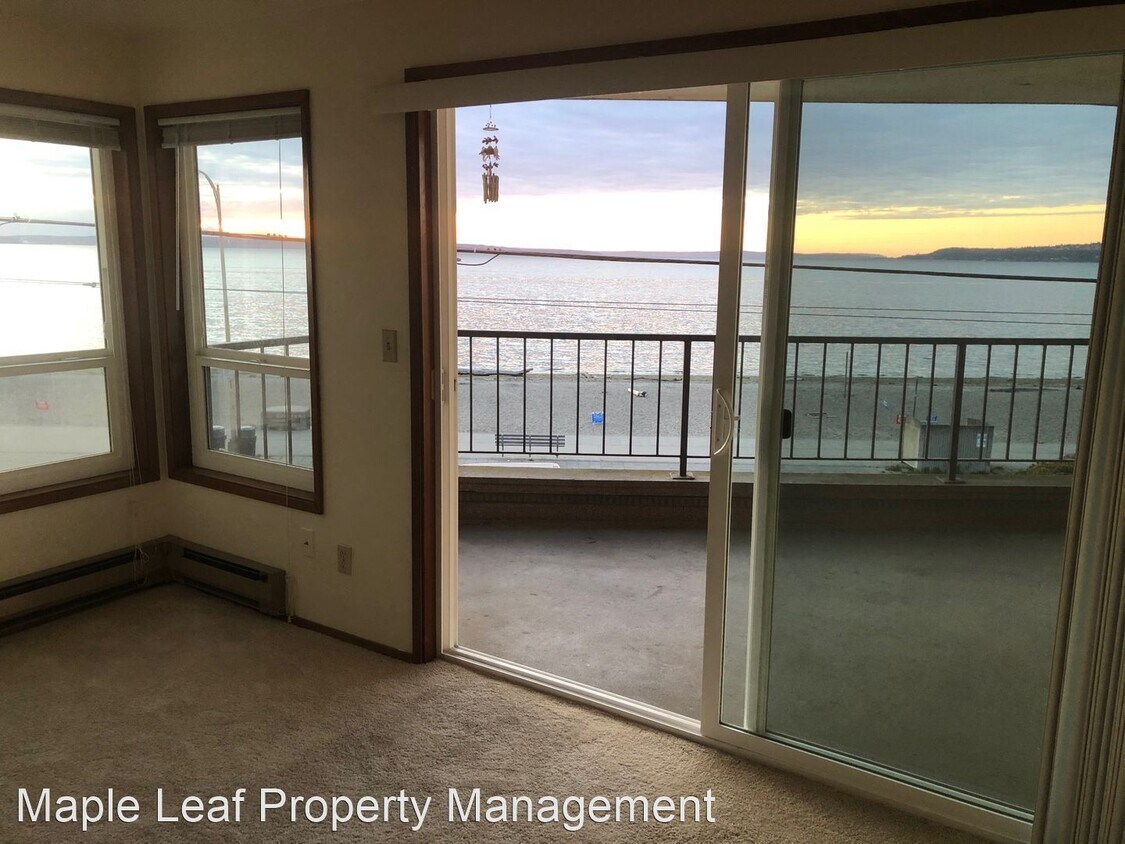 Primary Photo - 2440 Alki Ave SW