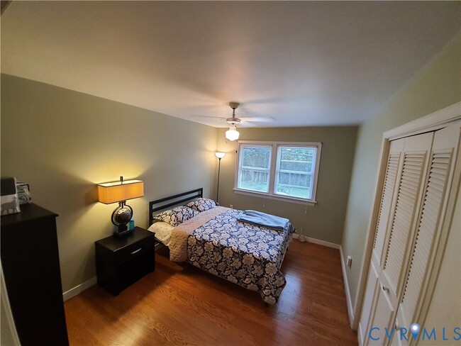 Building Photo - 5320 Lingle Ln