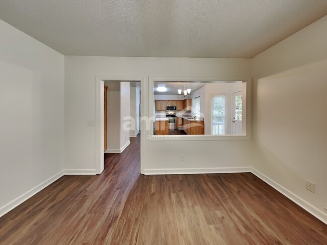 Building Photo - 5802 Swanston Dr