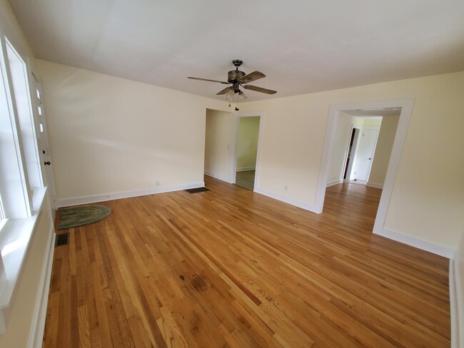 Building Photo - 183 G St
