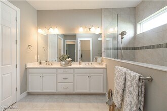 Building Photo - 14849 Windward Ln