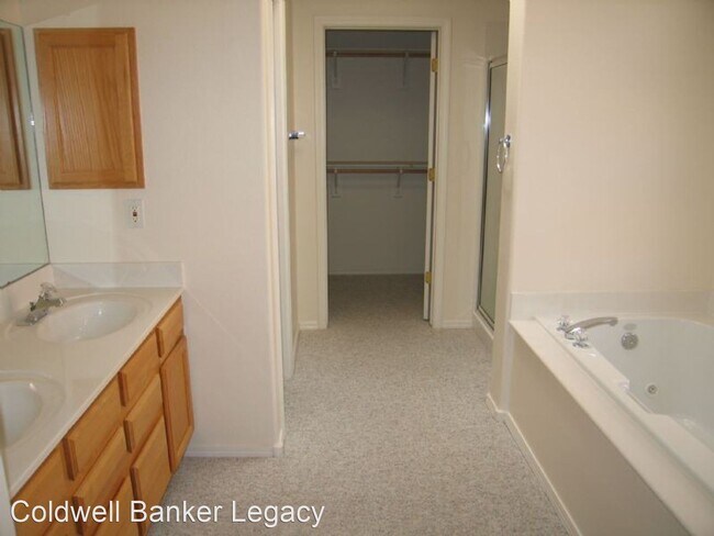 Foto del edificio - 4 br, 2 bath House - 1721 15th Ave SE