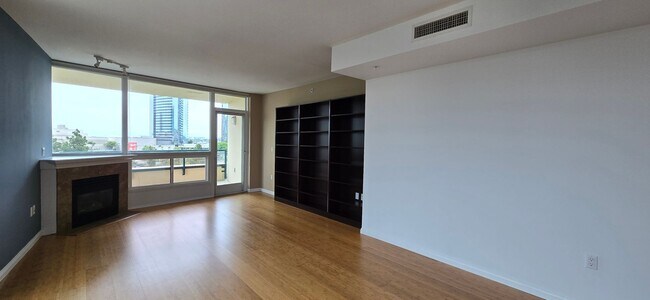Foto del edificio - Modern 2 Bed, 2 Bath Condo in the Heart of...