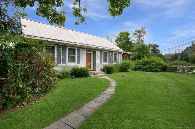 Foto del edificio - 2 Valley Rd