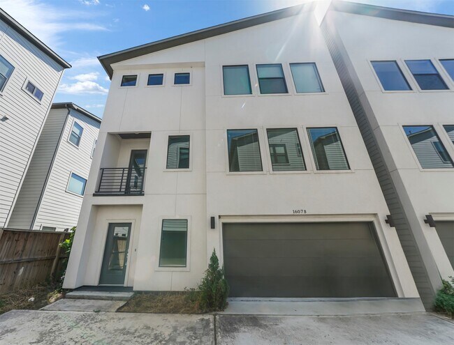 Foto del edificio - 1607 Milby St