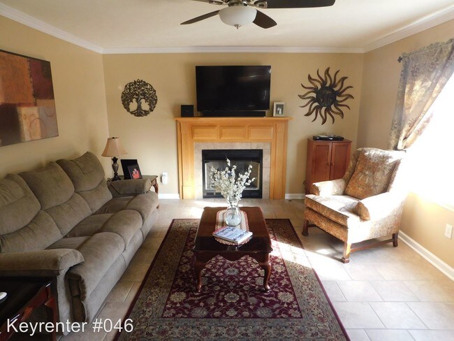 Building Photo - 3 br, 2.5 bath House - 52 Lindburgh Dr