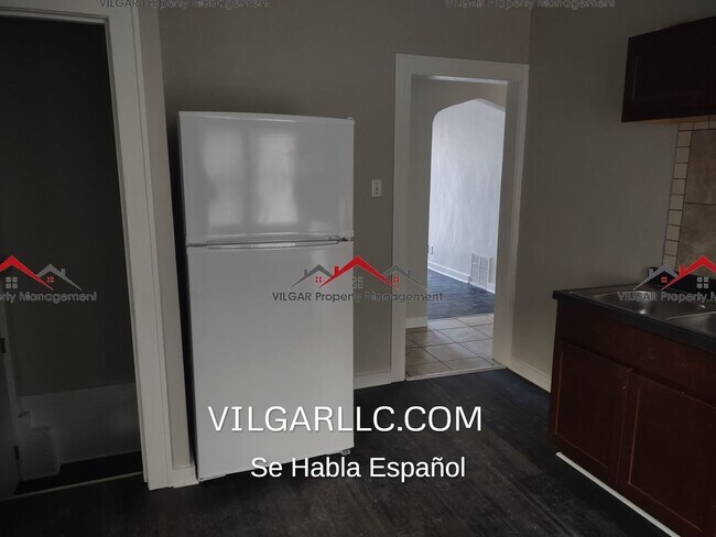 Foto del edificio - 2 bedroom, 1 bath house in Gary Indiana