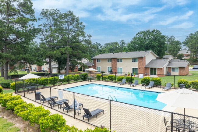 Piscina estilo resort - Savannah Oaks