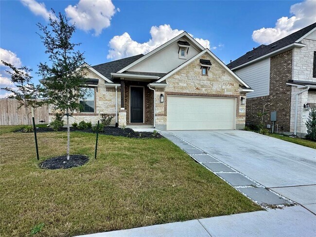 Building Photo - 336 Chaste Tree Dr