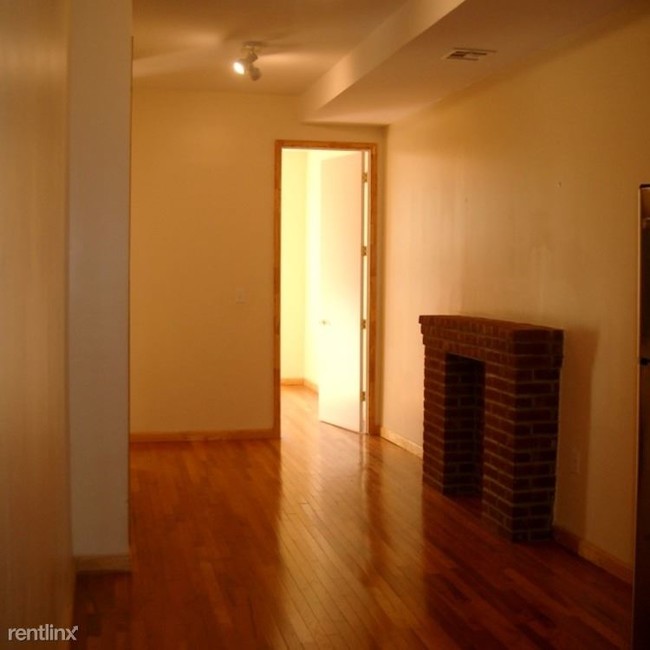 Building Photo - 266 Himrod St