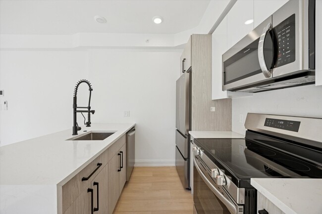 Building Photo - Bell Tower Community