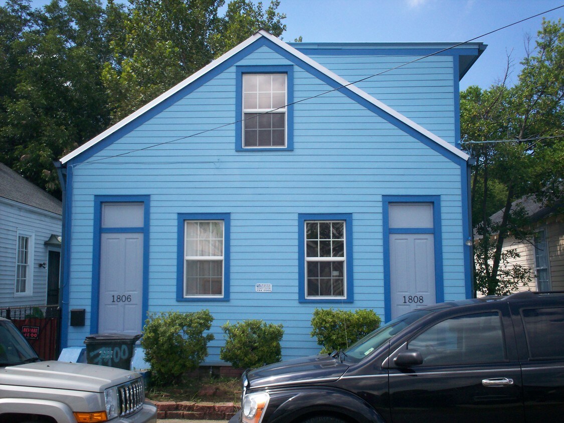 Building Photo - 1808 Hillary St