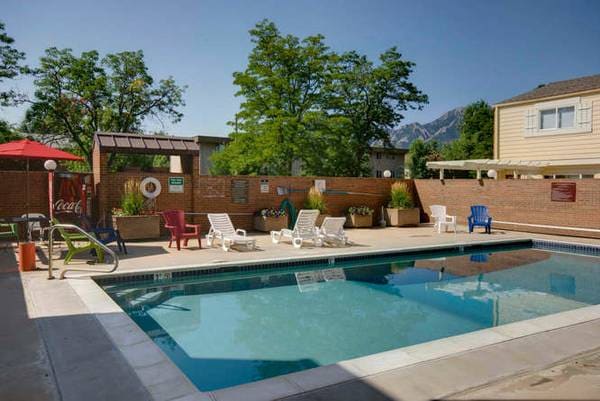 Photo - 3009 Madison Ave Apartment