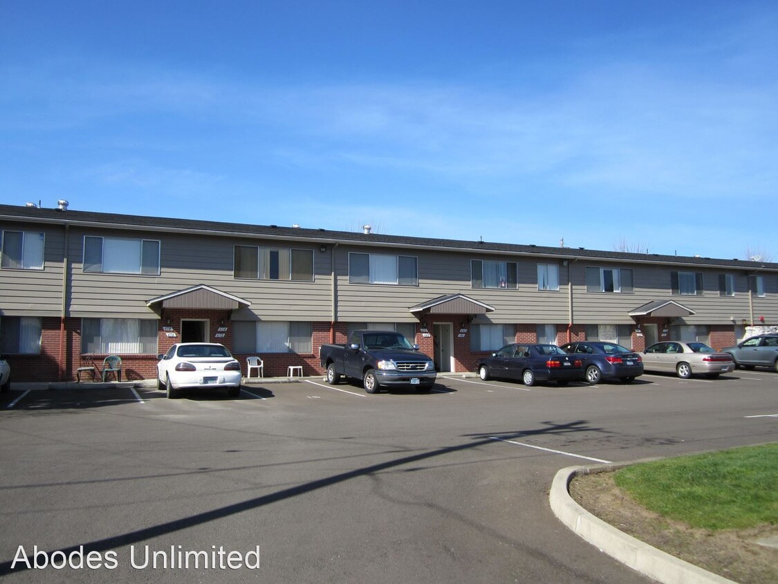 Primary Photo - 612 W Luellen Dr