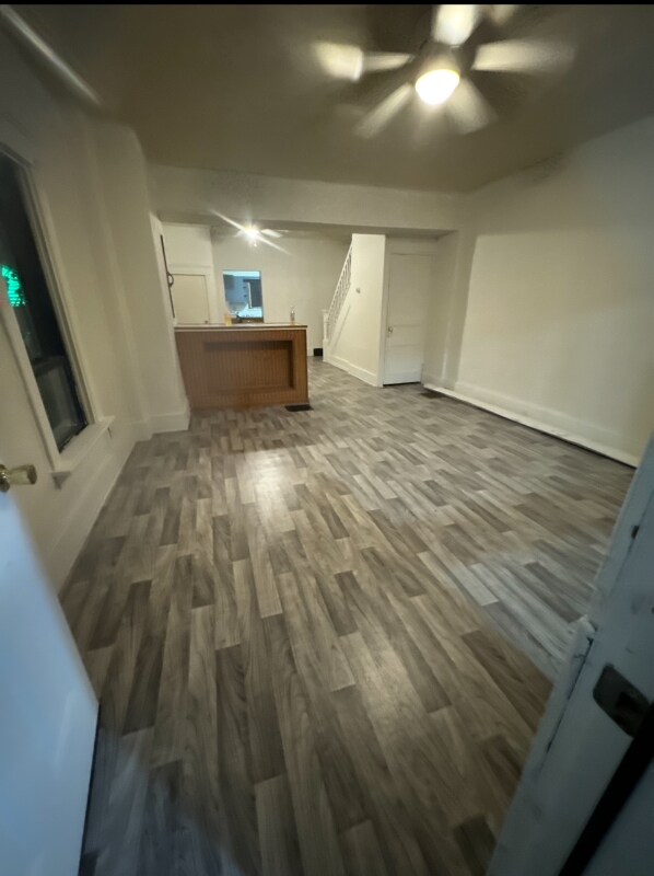 Foto del edificio - 32 Whitney Ave