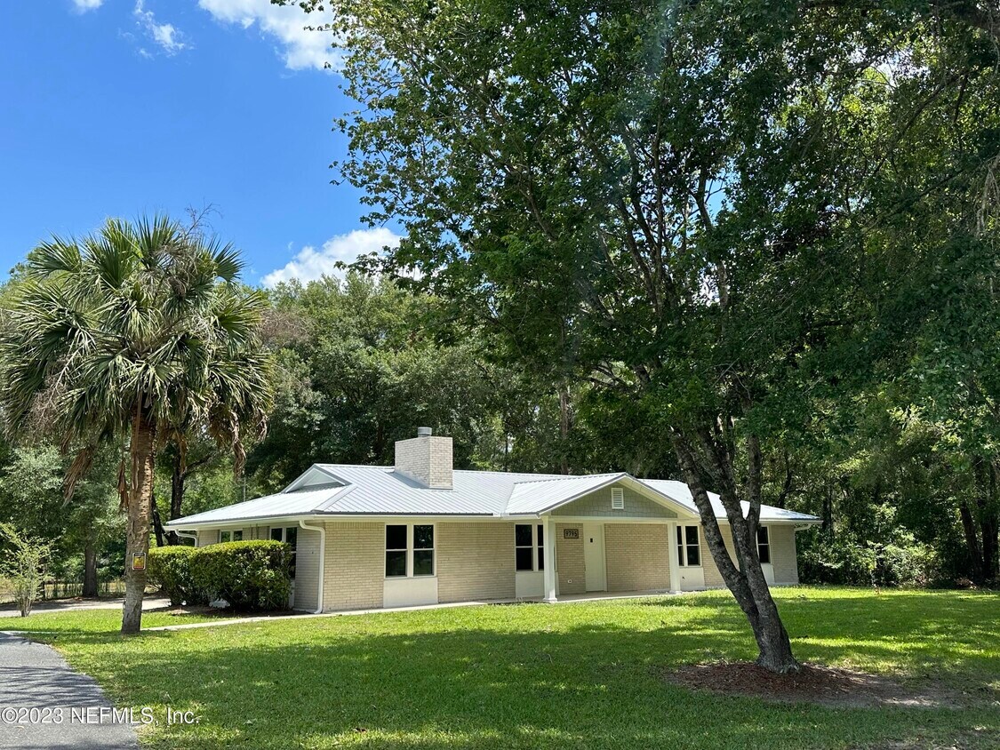 9795 US301, Hampton, FL 32044 House Rental in Hampton, FL