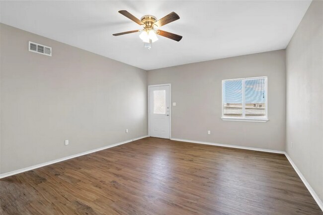 Foto del edificio - Stylish Living in the Heart of Princeton!