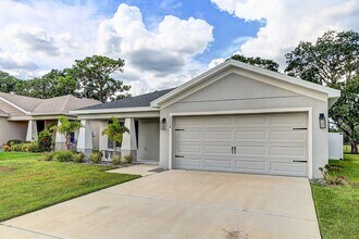 Building Photo - 2024 Harvest Landing Cir
