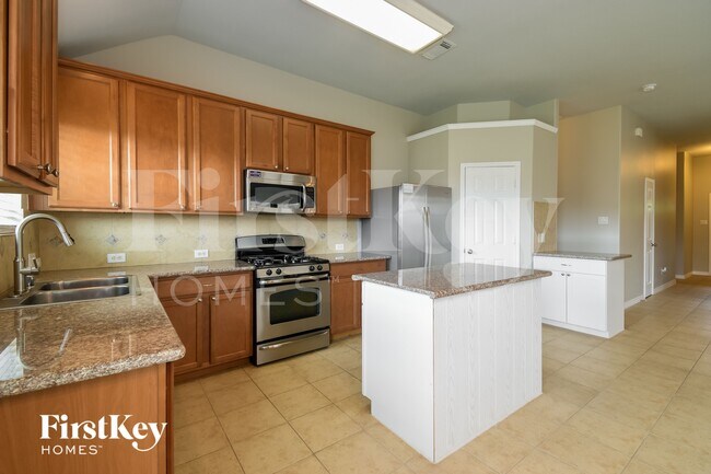 Foto del edificio - 4814 Emerald Bay Cir