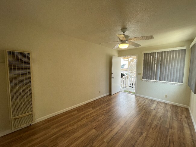 Building Photo - 352 Carpenteria Rd