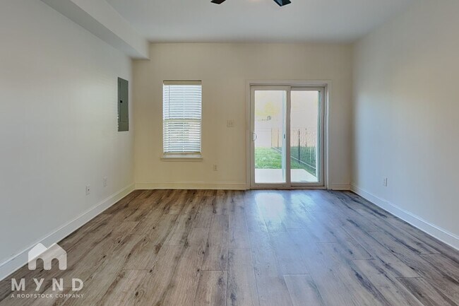 Foto del edificio - 2408 Eagle Creek Ct