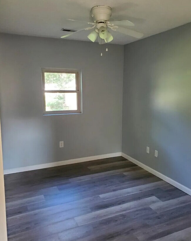 Foto del edificio - 2409 Ontario St, Flatwoods, KY 41139