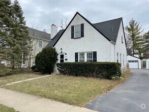 Building Photo - 1107 Hazel Ave