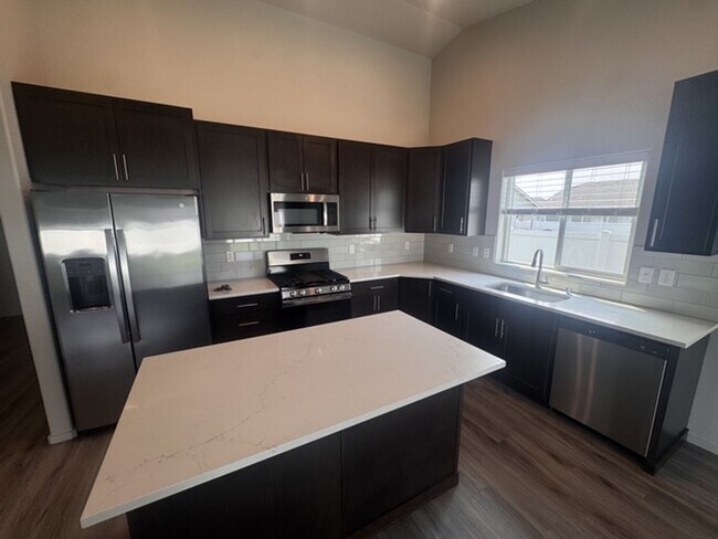 Foto del edificio - Luxury 4 Bed, 2 Bath Rancher in Spokane Valley!