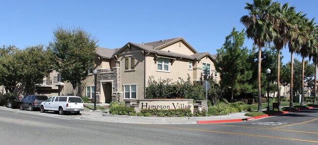 Foto del edificio - 3301 N Park Dr