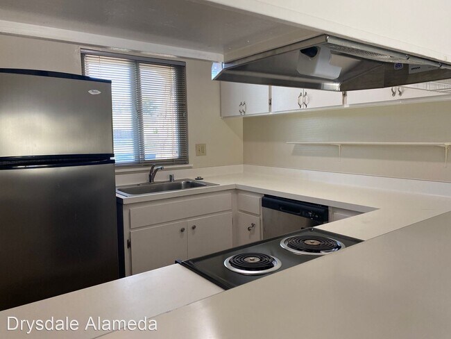 Foto del edificio - 3 br, 1.5 bath House - 1138 Fontana Drive