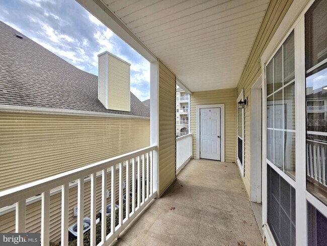 Foto del edificio - 4560 Strutfield Ln