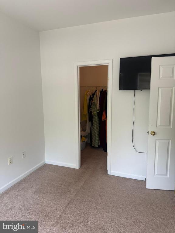 Foto del edificio - 8469 Silverdale Rd