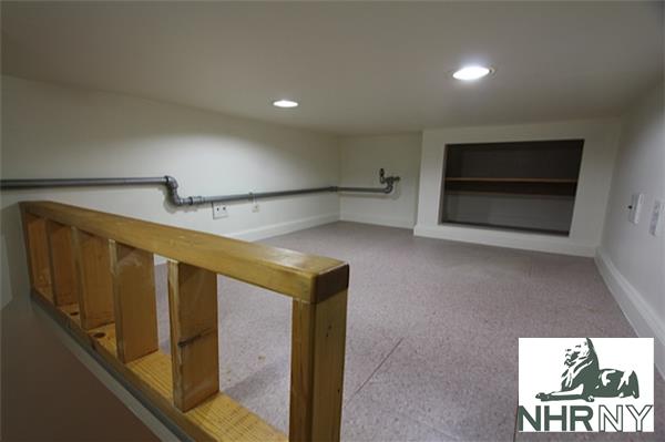 Foto del edificio - 351 W 29th St