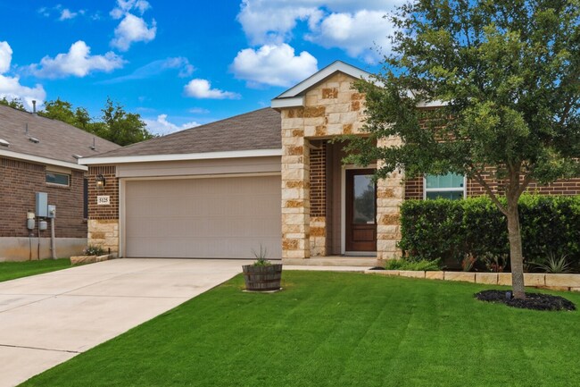 Building Photo - 5125 Blue Ivy