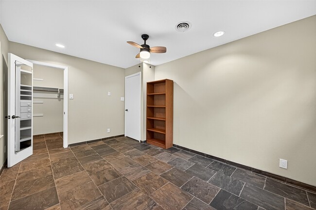 Building Photo - 4628 Roseneath Dr