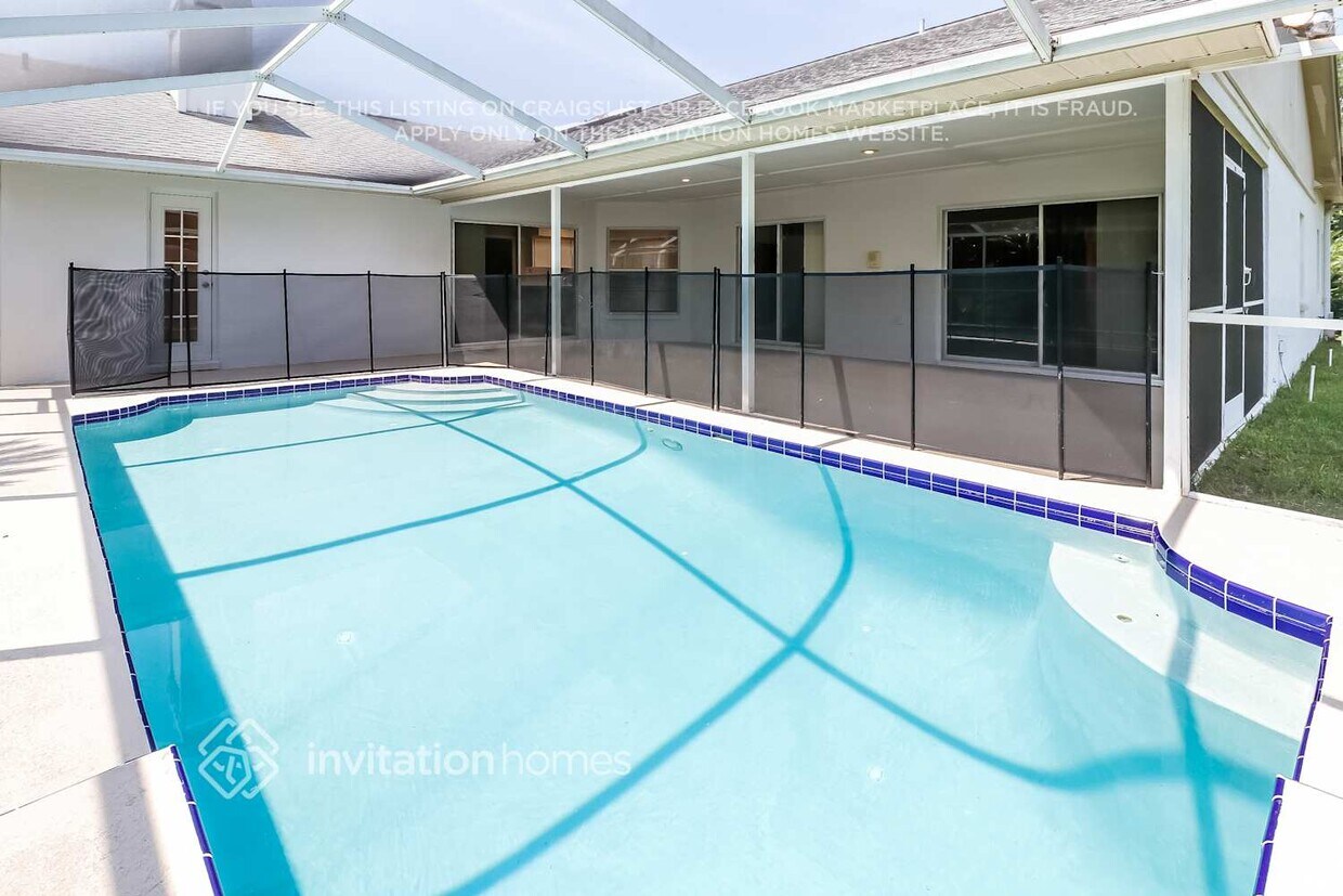 Foto del edificio - 4124 Ridgemoor Dr N