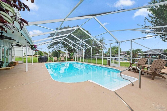Building Photo - 1672 Kauai Ct
