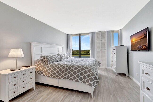 Foto del edificio - 1566 Bridgewood Dr