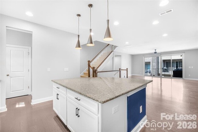 Foto del edificio - 1228 Madison Towns Ln