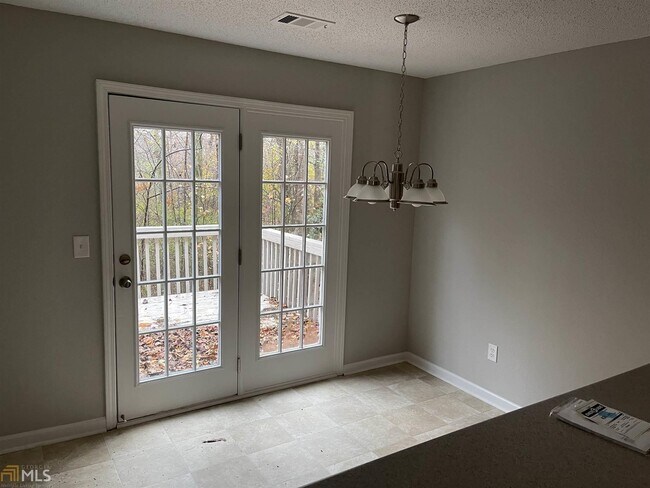 Building Photo - 6027 Creekerton Blvd