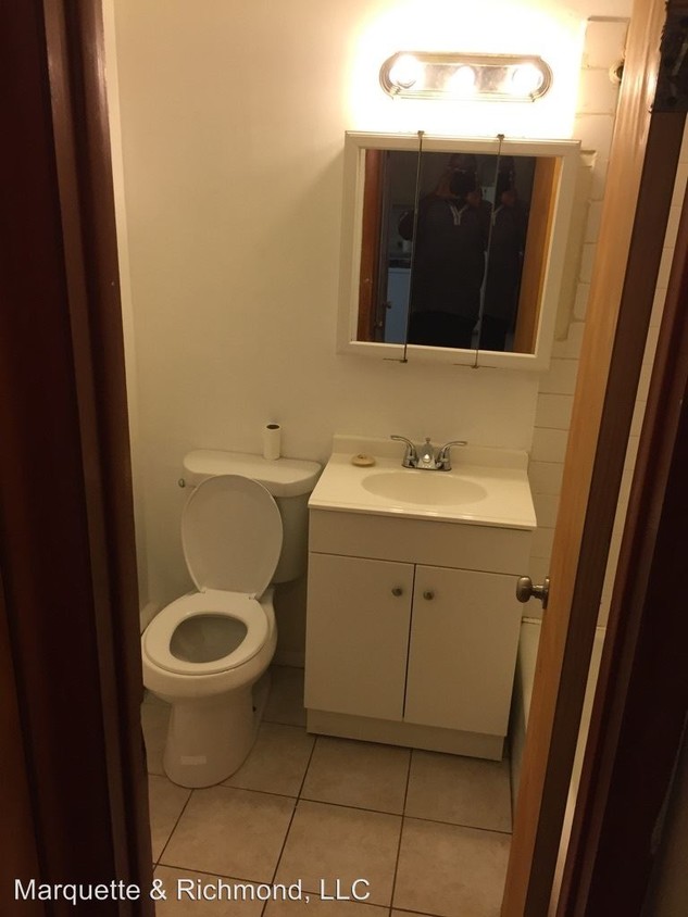 Foto del edificio - 1200 W 127th St