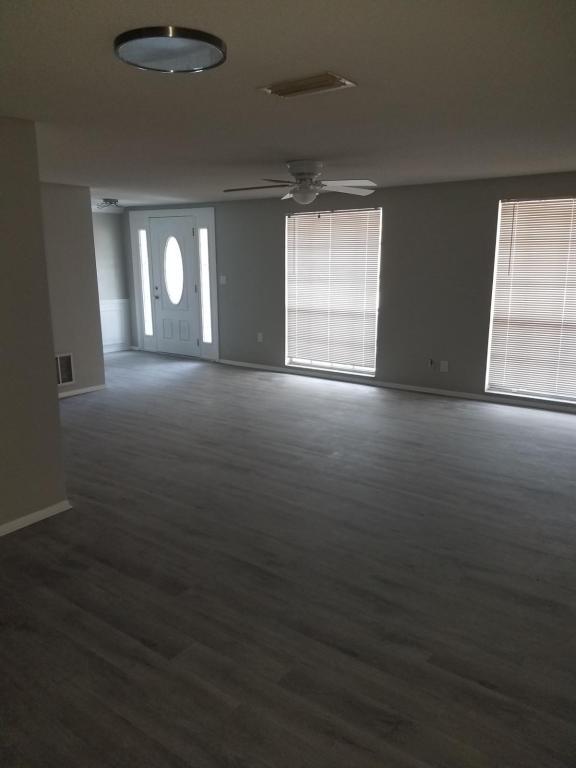 Building Photo - 3555 Edenwood Dr
