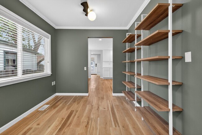 Building Photo - Beautiful 1930's 2bd/2ba Bungalow in Boise's Historic North End