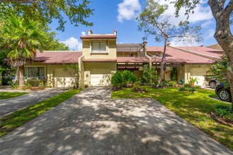 Building Photo - 9931 Costa Del Sol Blvd