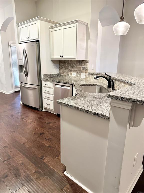 Foto del edificio - 9015 Clarion Ln